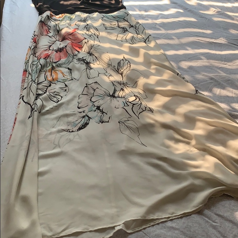 Dress - Picture 3 of 5